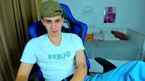 Frank online show from October 31, 4:57 am