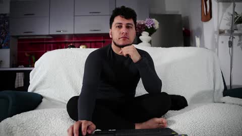 frankhairy online show from February 2, 11:19 am