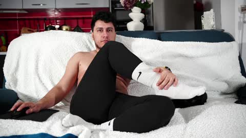frankhairy online show from February 2, 5:26 pm