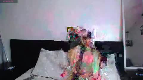 Snapshot of franklinn_23 chatting on November 1, 12:18 pm Franklinn 23 online show from November 1, 12:18 pm