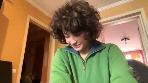 Snapshot of frankreyne chatting on November 5, 8:58 am Lily online show from November 5, 8:58 am