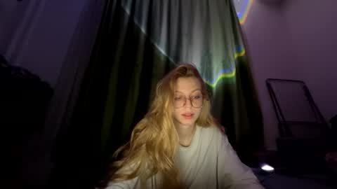 franny_fresh online show from March 5, 4:03 pm