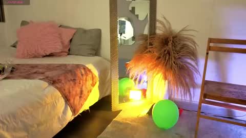 Fransheska online show from April 24, 11:34 am