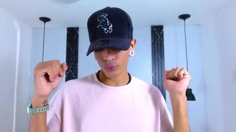 Snapshot of franvill_trato chatting on October 29, 8:10 pm Franvill trato online show from October 29, 8:10 pm