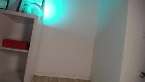 francescosal online show from February 20, 7:58 pm