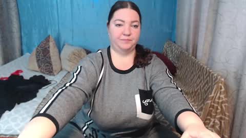 frau_becky online show from February 20, 2:13 pm