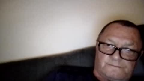 Snapshot of frauenfeind1 chatting on March 10, 6:27 am Wolfi online show from March 10, 6:27 am