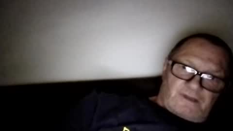 Snapshot of frauenfeind1 chatting on October 13, 8:36 am Wolfi online show from October 13, 8:36 am