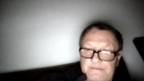 Snapshot of frauenfeind1 chatting on November 17, 9:48 am Wolfi online show from November 17, 9:48 am