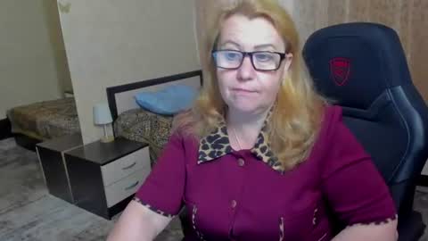 FrauMartha online show from June 18, 5:19 am