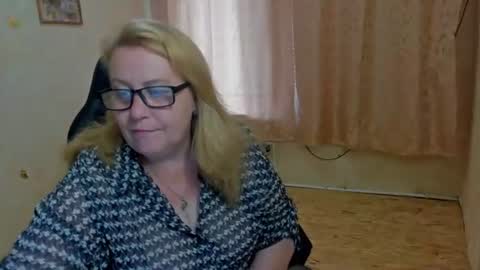 Snapshot of fraumartha chatting on July 3, 12:55 pm FrauMartha online show from July 3, 12:55 pm