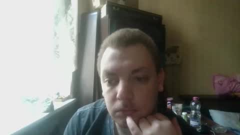 Snapshot of freak_azoid chatting on May 19, 11:38 am freak_azoid online show from May 19, 11:38 am