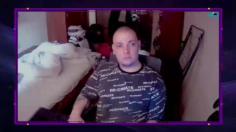 Snapshot of freak_azoid chatting on June 9, 1:34 pm freak_azoid online show from June 9, 1:34 pm