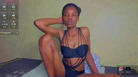 Snapshot of freakky_nessa chatting on October 21, 11:55 am Nessa-Independent model online show from October 21, 11:55 am