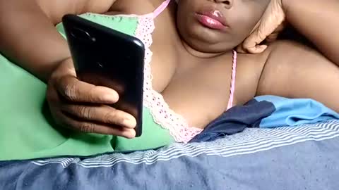 Snapshot of freaky08 chatting on October 17, 6:10 pm freaky08 online show from October 17, 6:10 pm