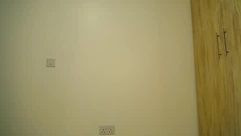 Snapshot of freaky_ass chatting on May 25, 12:05 am Berry online show from May 25, 12:05 am