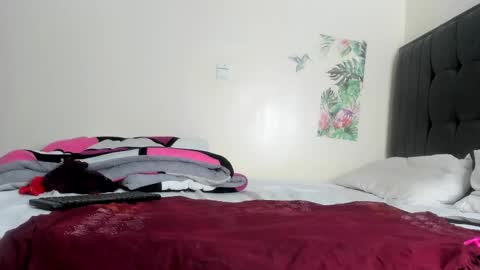 Snapshot of freaky_bad_girl chatting on February 17, 9:56 am Sandra online show from February 17, 9:56 am