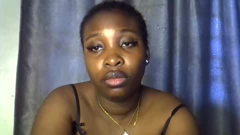 Snapshot of freaky_brula chatting on June 10, 7:51 am freaky brula online show from June 10, 7:51 am