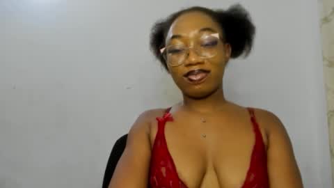 Snapshot of freaky_ebonygirl chatting on September 23, 6:22 pm Freaky ebonygirl online show from September 23, 6:22 pm