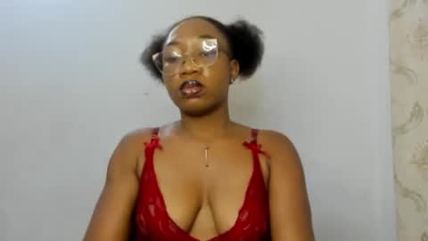 Snapshot of freaky_ebonygirl chatting on September 28, 6:19 am Freaky ebonygirl online show from September 28, 6:19 am