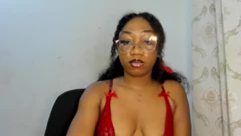 Snapshot of freaky_ebonygirl chatting on October 7, 6:10 am Freaky ebonygirl online show from October 7, 6:10 am