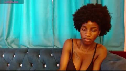 Snapshot of freaky_shamzzy chatting on October 31, 5:41 am shamika online show from October 31, 5:41 am