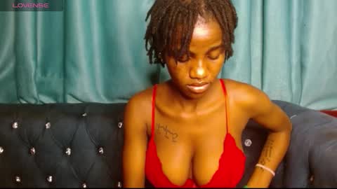 Snapshot of freaky_shamzzy chatting on November 2, 7:27 pm shamika online show from November 2, 7:27 pm