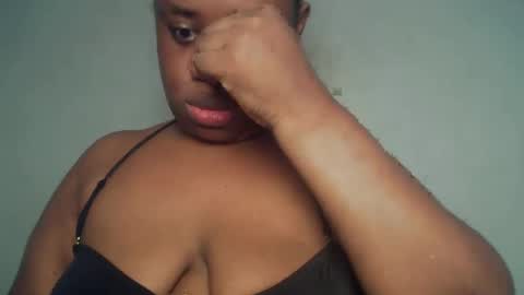 Snapshot of freaky_slut5 chatting on May 3, 4:18 am freaky slut5 online show from May 3, 4:18 am