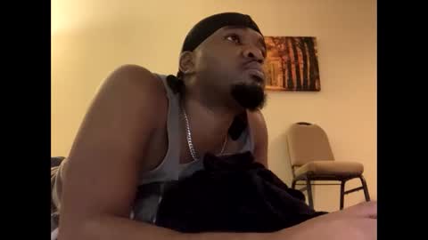 Snapshot of freakybubba chatting on December 24, 7:55 pm Freakybubba online show from December 24, 7:55 pm