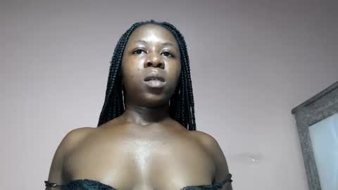 Snapshot of freakyebony1 chatting on June 22, 3:25 am Frecky online show from June 22, 3:25 am