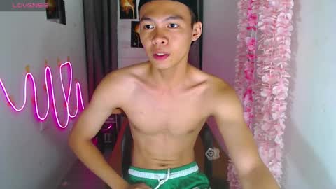 Mark online show from May 10, 2:00 pm
