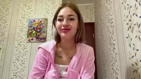 Emma online show from July 28, 2:24 pm
