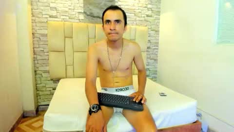 Freddie online show from March 5, 8:16 pm