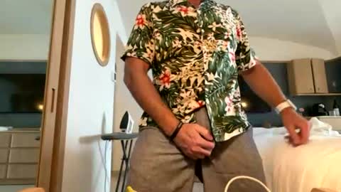 Freddy online show from June 21, 11:51 pm