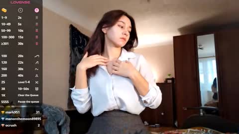 Snapshot of fredmurrietta chatting on November 17, 10:21 am Mia online show from November 17, 10:21 am