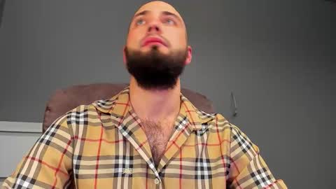 Snapshot of free_man___ chatting on November 12, 12:55 am Andrew online show from November 12, 12:55 am