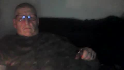 Snapshot of frefredo chatting on January 14, 8:47 pm fred online show from January 14, 8:47 pm