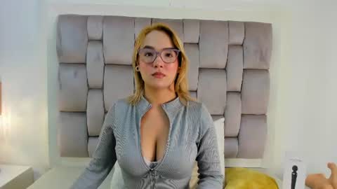 Frehia   online show from July 28, 11:28 am