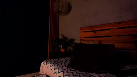 Snapshot of french_sexx chatting on January 8, 4:12 am Xavier online show from January 8, 4:12 am