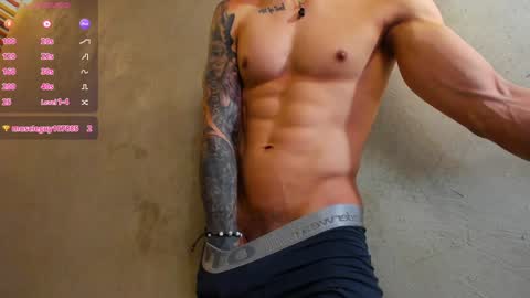 Snapshot of french_sexx chatting on January 25, 1:30 pm Xavier online show from January 25, 1:30 pm