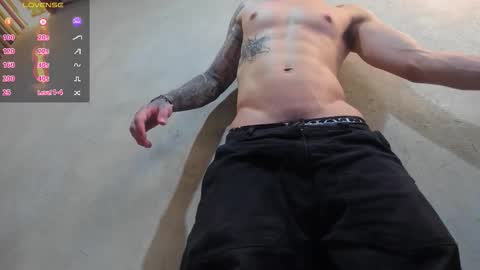 Snapshot of french_sexx chatting on October 3, 7:33 pm Xavier online show from October 3, 7:33 pm