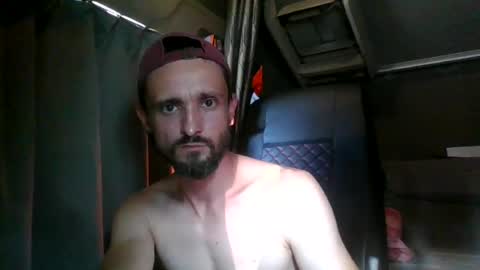 Snapshot of french_truck chatting on June 29, 5:13 pm french_truck online show from June 29, 5:13 pm