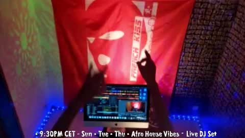 Snapshot of frenchkissdjfk chatting on October 1, 4:46 pm frenchkissdjfk online show from October 1, 4:46 pm