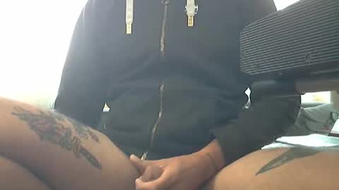 Snapshot of frenchpapalover chatting on November 13, 8:13 am frenchpapalover online show from November 13, 8:13 am