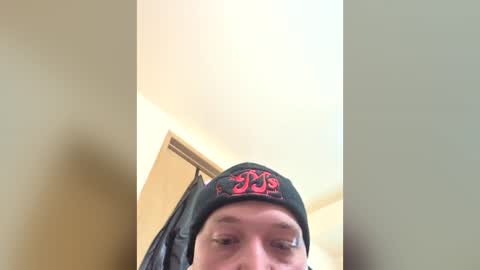 Snapshot of frenchtristan chatting on July 21, 3:42 am Twinkyanal22 online show from July 21, 3:42 am