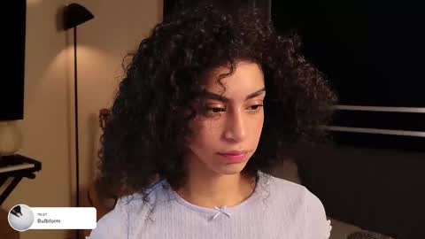 Snapshot of fresatanica chatting on February 11, 6:19 am Vale online show from February 11, 6:19 am