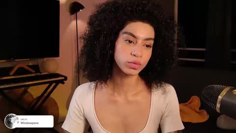 Snapshot of fresatanica chatting on February 22, 4:40 am Vale online show from February 22, 4:40 am