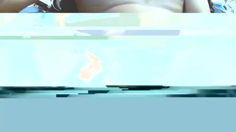 Snapshot of fresboyung chatting on October 27, 1:42 am fresboyung online show from October 27, 1:42 am