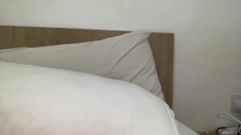 Snapshot of freshmanxxl chatting on November 9, 1:20 pm freshman imonyou98 online show from November 9, 1:20 pm