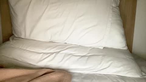 Snapshot of freshmanxxl chatting on November 19, 1:55 pm freshman imonyou98 online show from November 19, 1:55 pm